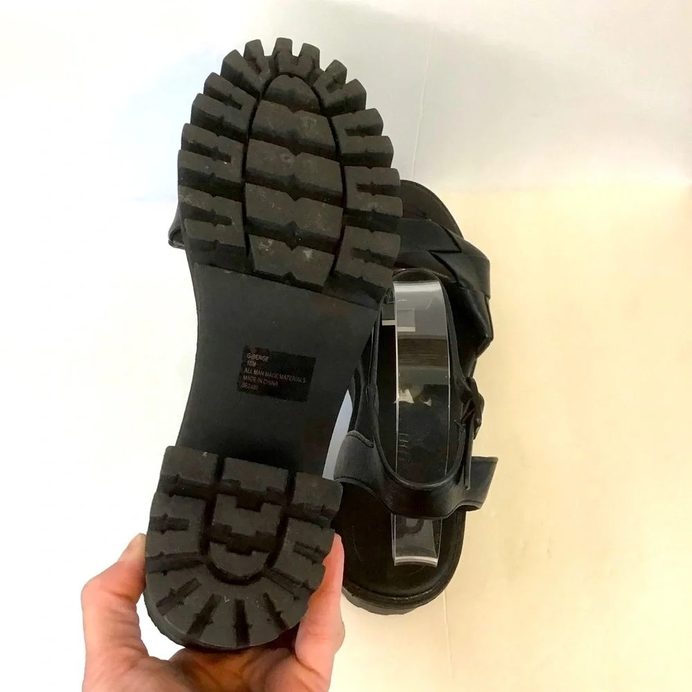 MADDEN GIRL Women's Black SENSE Chunky Platform Lug Sole Sandals 10